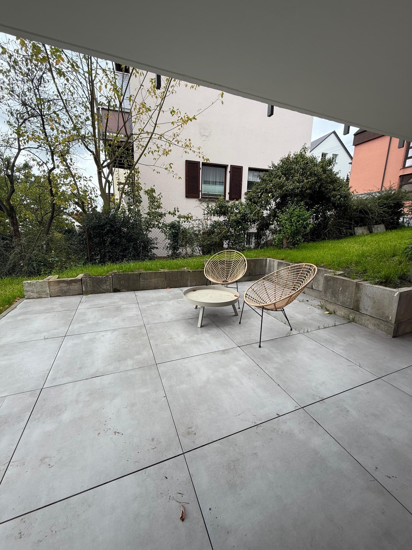 Energetische Sanierung Reginenstraße, Stuttgart-Degerloch – Terrasse und Außenbereich