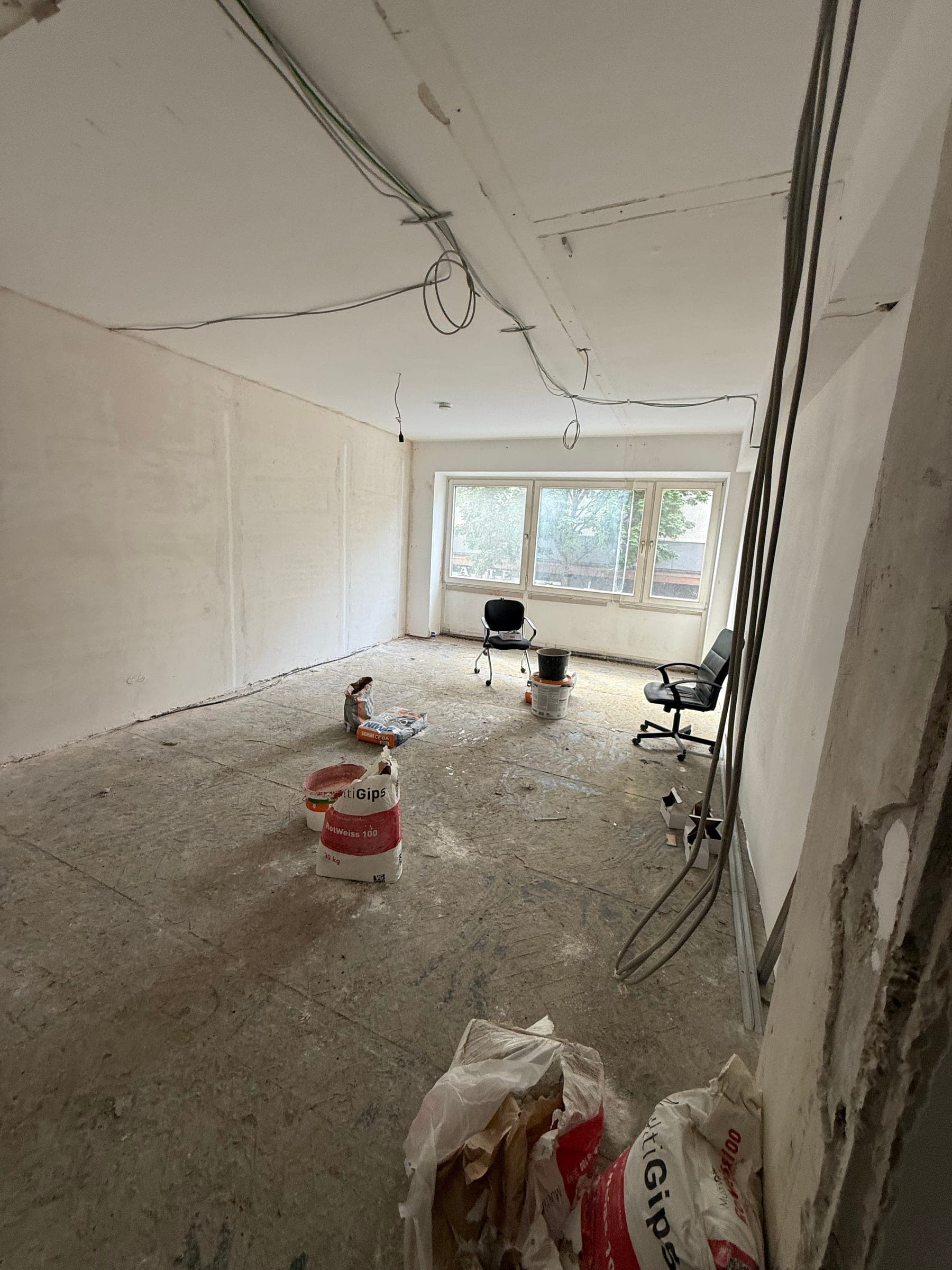 Fassadensanierung Tübingerstraße 71, Stuttgart - Innenraum während der Ausbauarbeiten